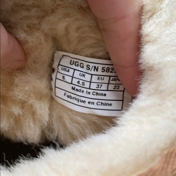 UGG boots - Picture 3 of 7